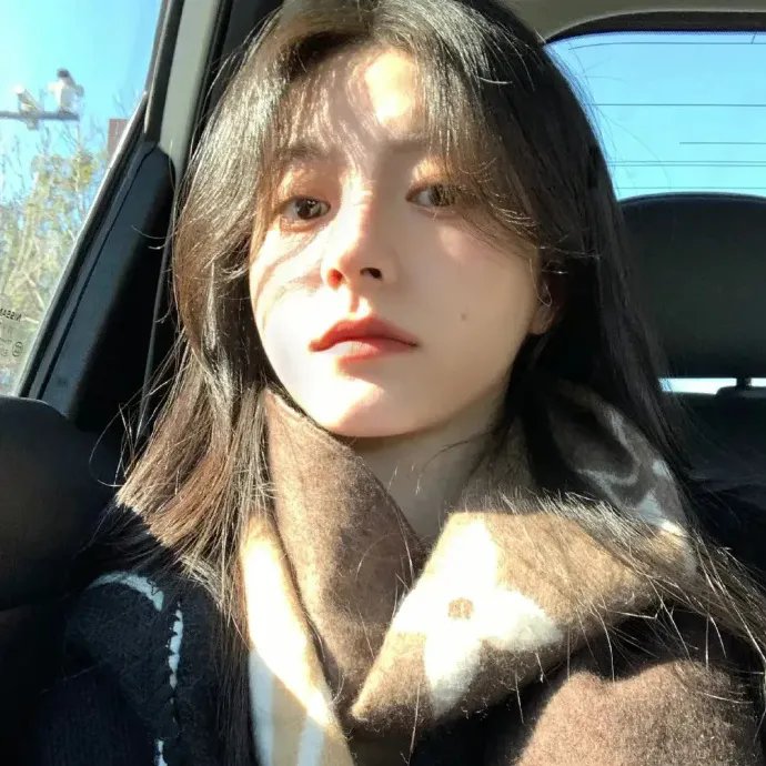 恋爱脑大小姐她重生归来